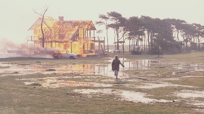 Offret (Source: themoviedb.org)