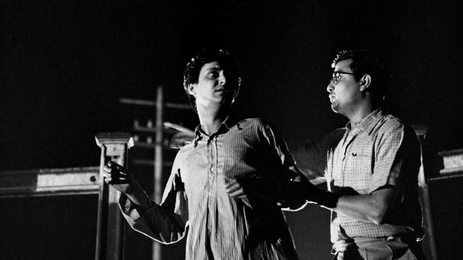 Apur Sansar (Source: themoviedb.org)