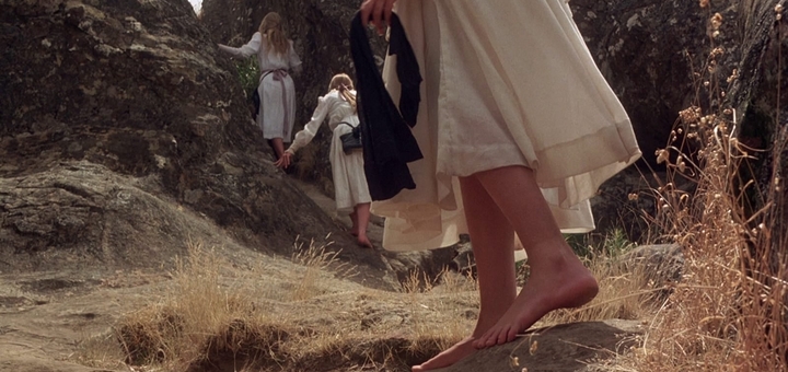 Picnic at Hanging Rock (Source: themoviedb.org)